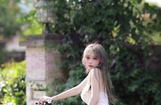 www.17视频中的神秘少女，是真的吗？究竟隐藏了多少不为人知的故事！