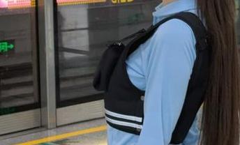 17吃瓜官网：全方位在线资源分享，让你不错过任何热点新闻