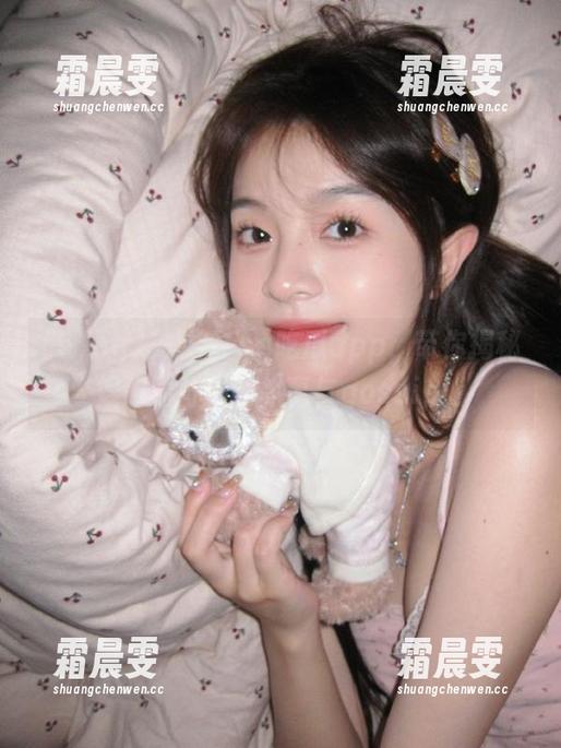 关注51cg吃瓜app,带你揭秘娱乐圈背后的故事与gossip! 关注51cg吃瓜app,带你揭秘娱乐圈背后的故事与gossip!