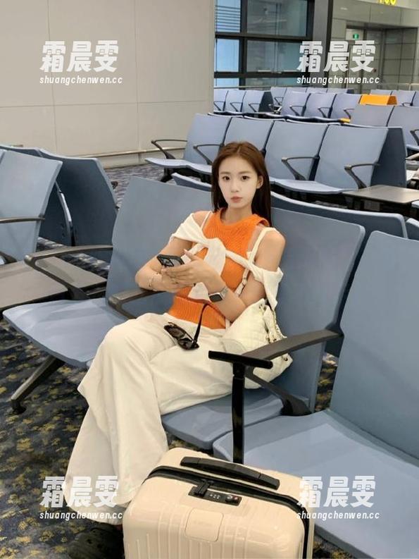 下载“51cg吃瓜网”,今日发布的吃瓜趣闻你一定爱不释手! 下载“51cg吃瓜网”,今日发布的吃瓜趣闻你一定爱不释手!