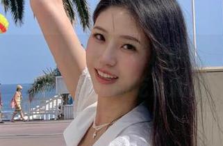 快来51吃瓜群众，永久收藏最热烘烘的吃瓜新闻