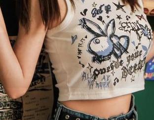 998.su首页推荐：独家链接，让你轻松获取最热动漫游戏吃瓜信息！
