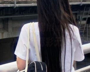 收藏你的专属hlw，苹果版让吃瓜更便捷精彩无限！