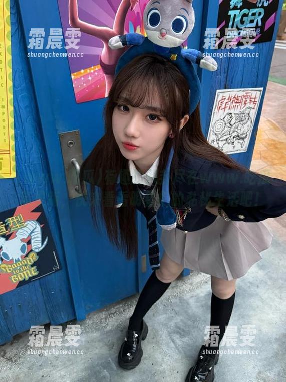 有趣的八卦尽在www.吃瓜苹果版,快来看看明星们的私秘生活吧! 有趣的八卦尽在www.吃瓜苹果版,快来看看明星们的私秘生活吧!