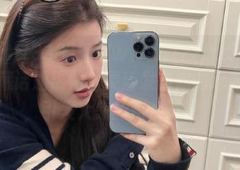 通过www.zzzttt333合理收藏话题热帖，灵活发布你的吃瓜见解，引发大家的热烈讨论！