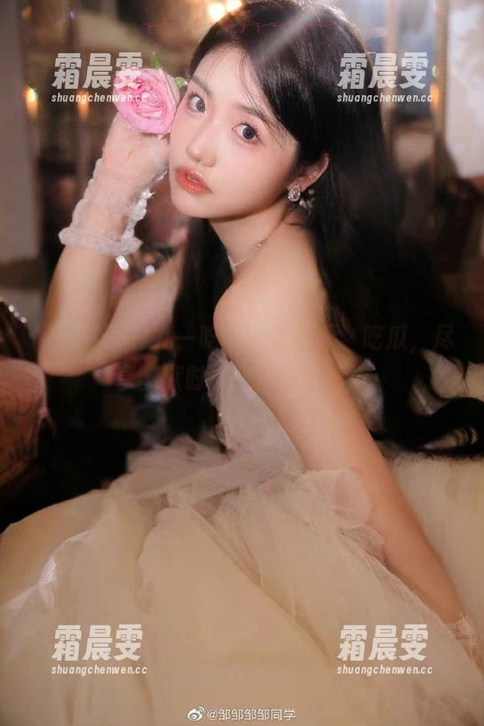九一吃瓜:看视频、吃瓜,尽享幽默时刻,欢乐不停歇 九一吃瓜:看视频、吃瓜,尽享幽默时刻,欢乐不停歇