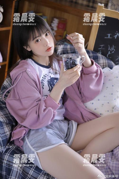 今日吃瓜51:深度解析热门大瓜视频中的搞笑时刻! 今日吃瓜51:深度解析热门大瓜视频中的搞笑时刻!
