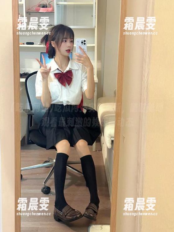 吃瓜网站实时更新，随时随地观看最刺激的娱乐圈动态