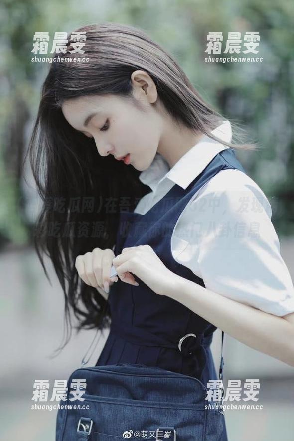 在吾爱吃瓜网52中,发现精彩吃瓜资源,收藏你的热门八卦信息 在吾爱吃瓜网52中,发现精彩吃瓜资源,收藏你的热门八卦信息