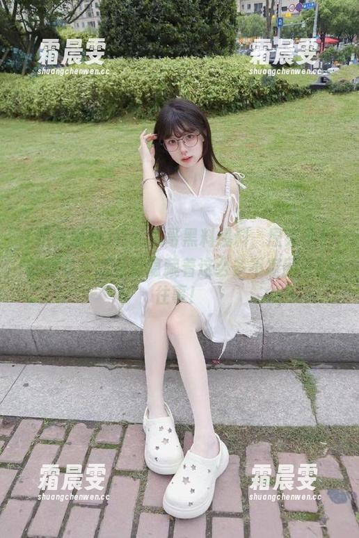 直达扒哥黑料爆料,原来他们的真实生活竟然隐藏着这么多不堪回首的往事! 直达扒哥黑料爆料,原来他们的真实生活竟然隐藏着这么多不堪回首的往事!