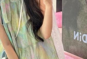 不想错过任何八卦？黑料.su在线更新，永久有效为你提供最新动态！