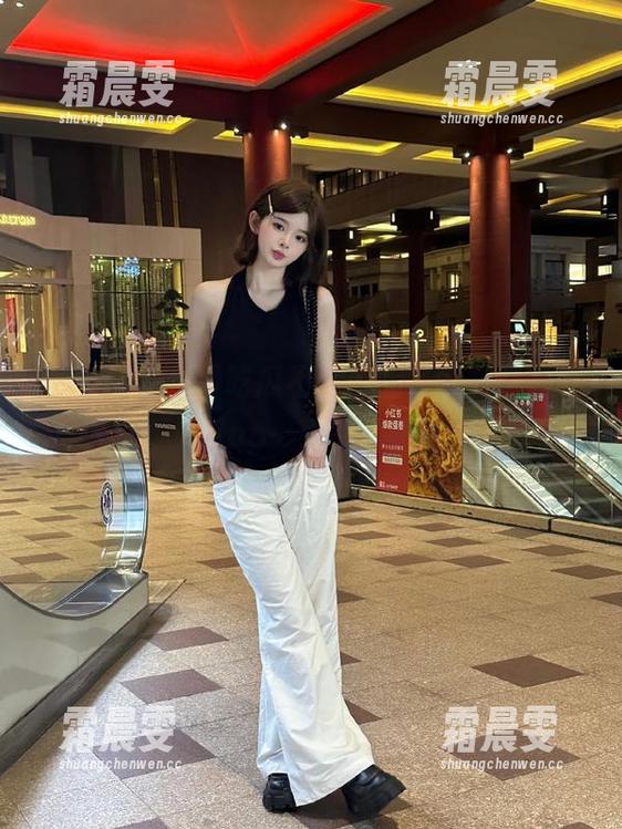吃瓜不止于此,下载黑料吃瓜网app一手掌握热点! 吃瓜不止于此,下载黑料吃瓜网app一手掌握热点!